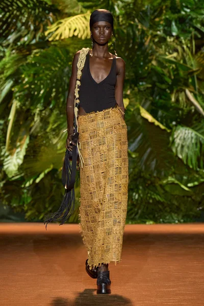 Look 20